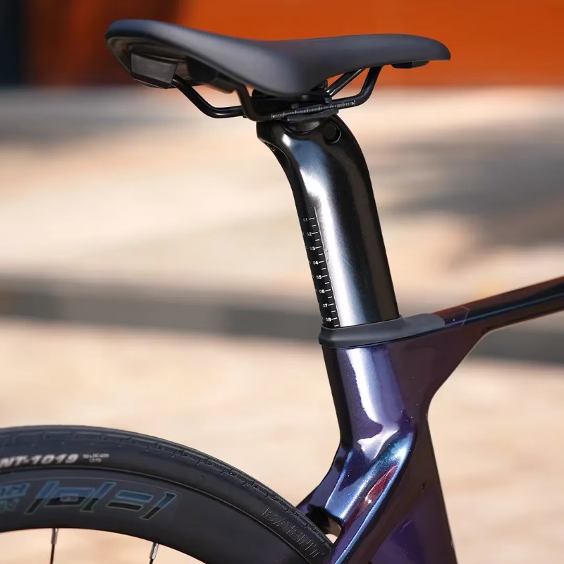 Bicicletta da Strada in Fibra  - Cycling Gear And Equipment recensione e prezzo