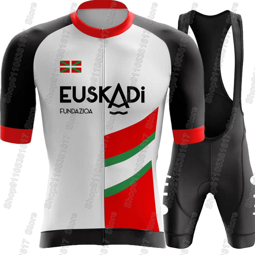 Completo Ciclismo Euskadi Team - Padded Cycling Shorts recensione e prezzo